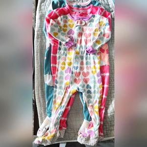Carter's - Girls 3pc footie/sleepers in size 12m